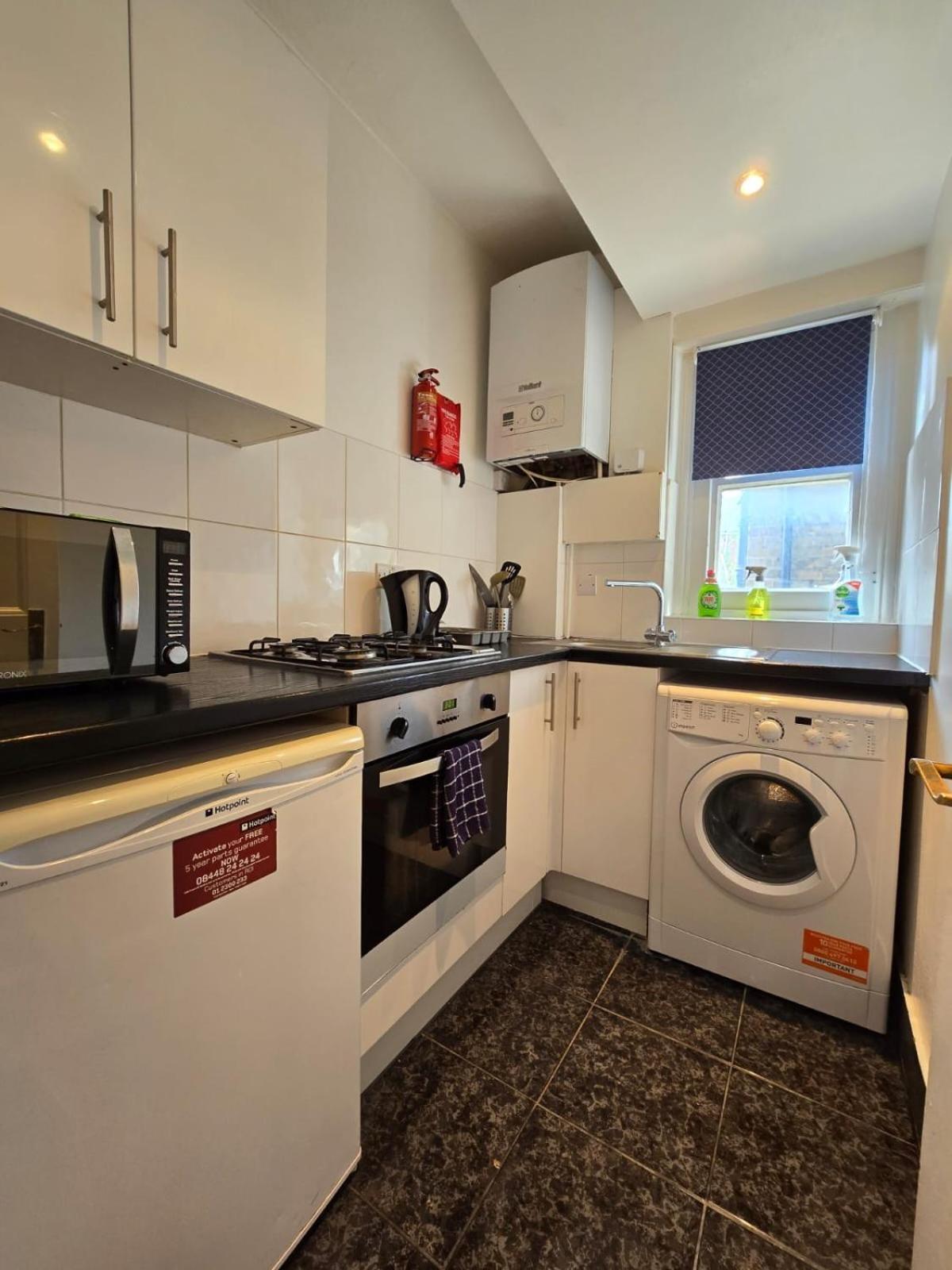 Great Flat Close To Edgware Road Londra Esterno foto